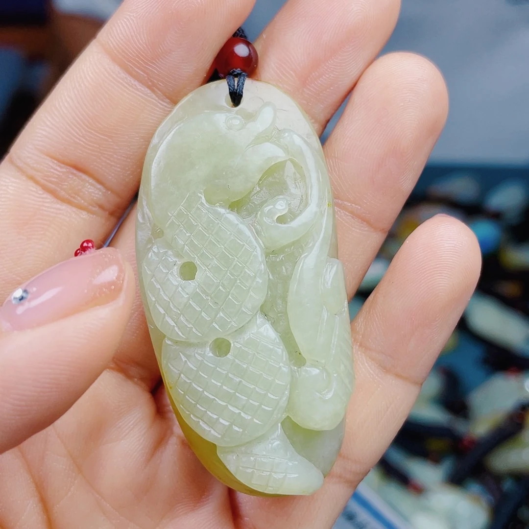 颈饰未镶嵌和田玉