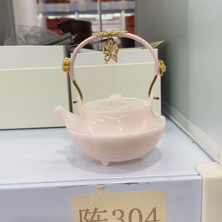 瓷片福利待遇多多哦哦哦