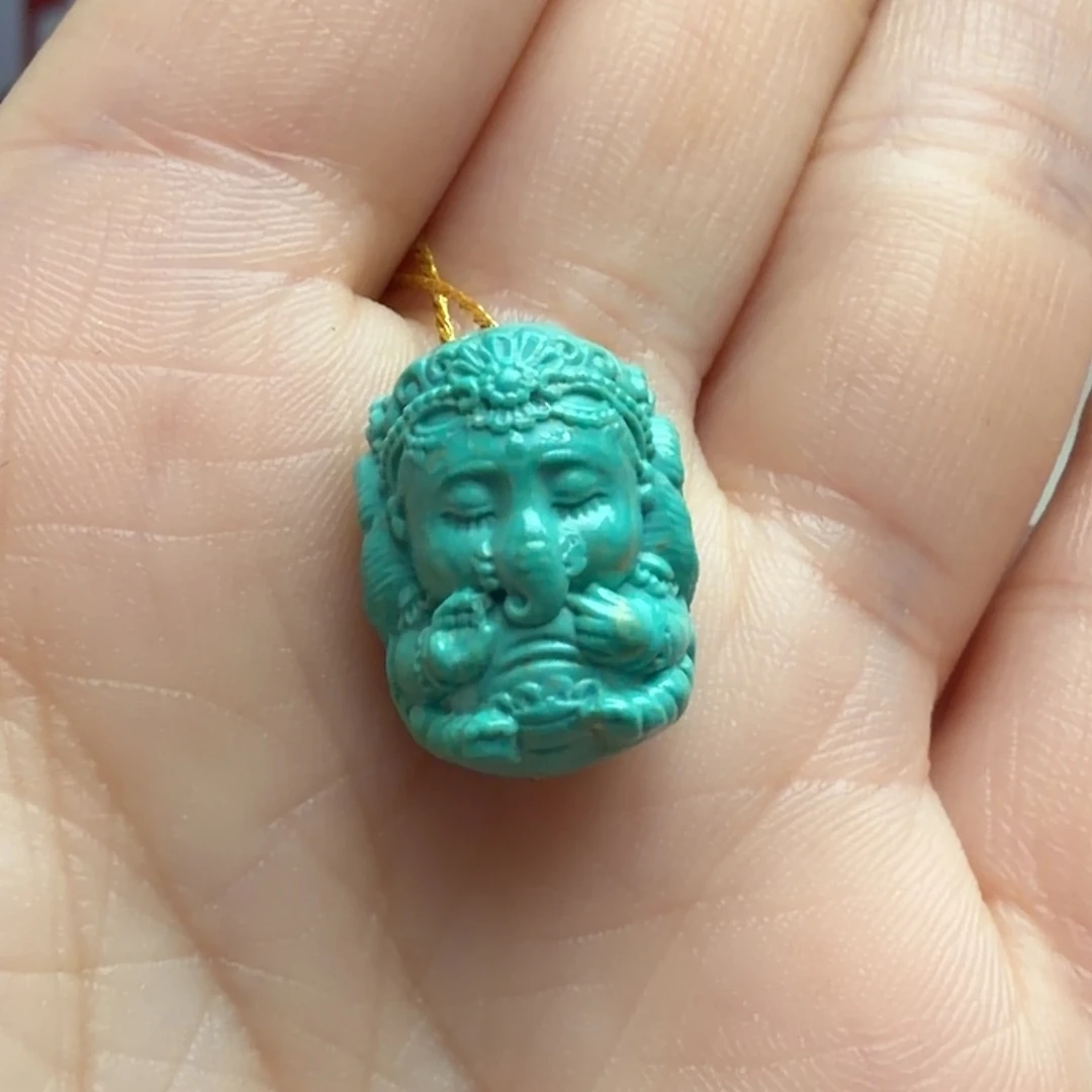 绿松石未镶嵌颈饰