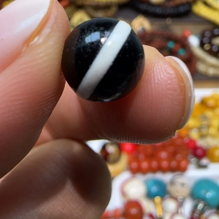 A***g柏香籽/百香籽吊坠