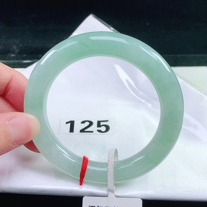 未镶嵌手镯（圆镯）翡翠125