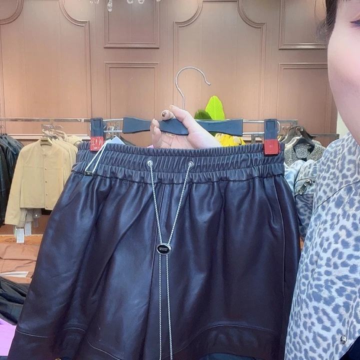 120……135斤皮短裤