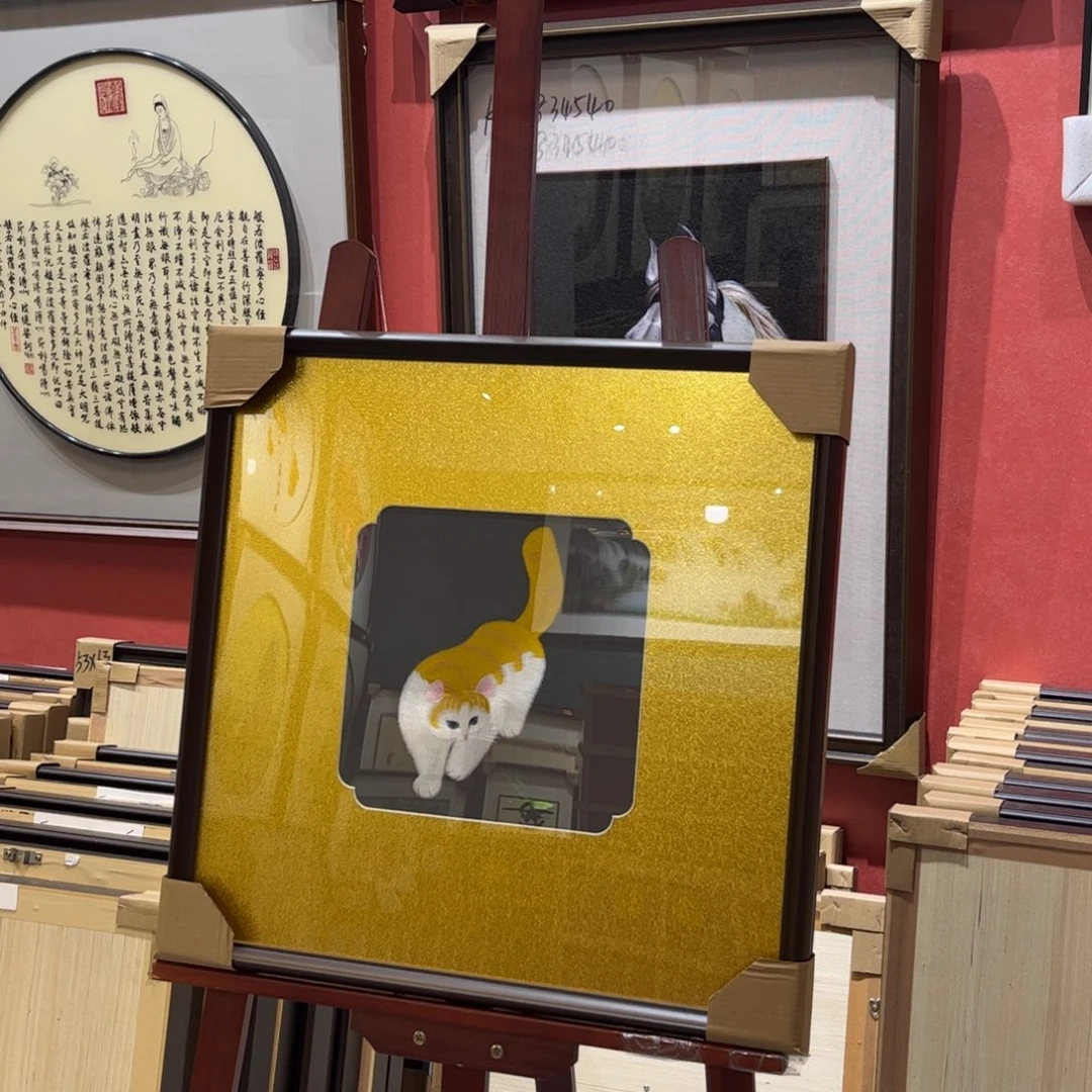 织绣纯手工制作的一款