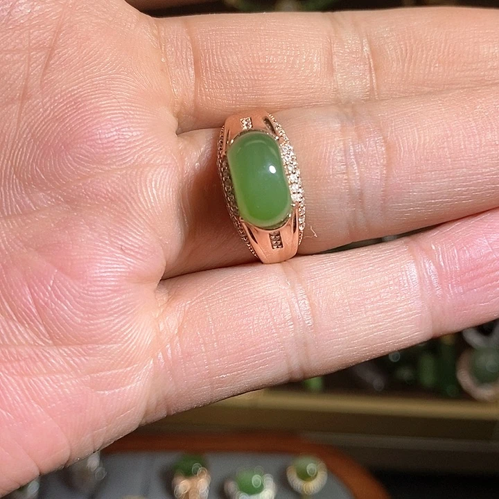 【闪购商品】银S925镶嵌戒指和田玉（碧玉）