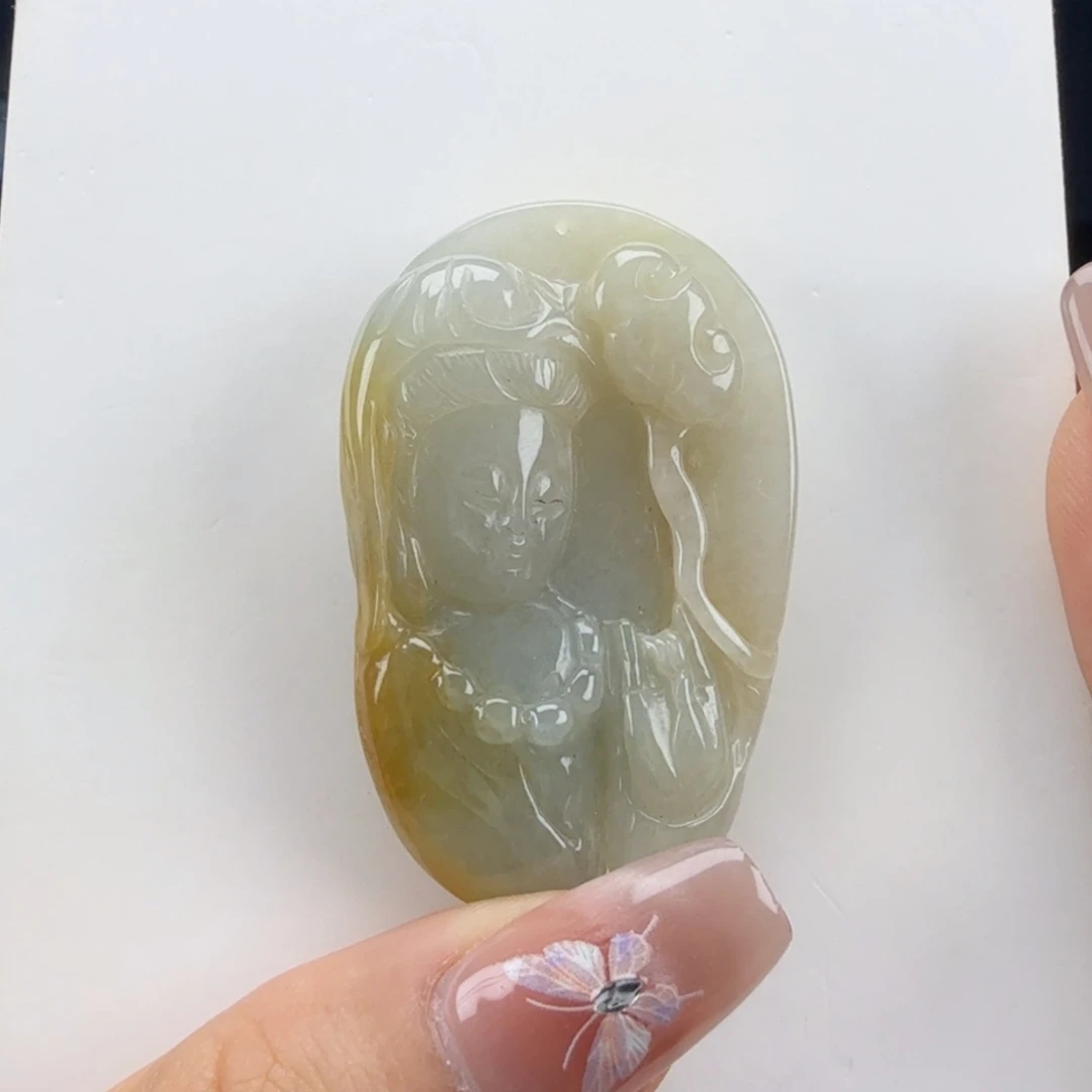 翡翠挂件未镶嵌翡翠