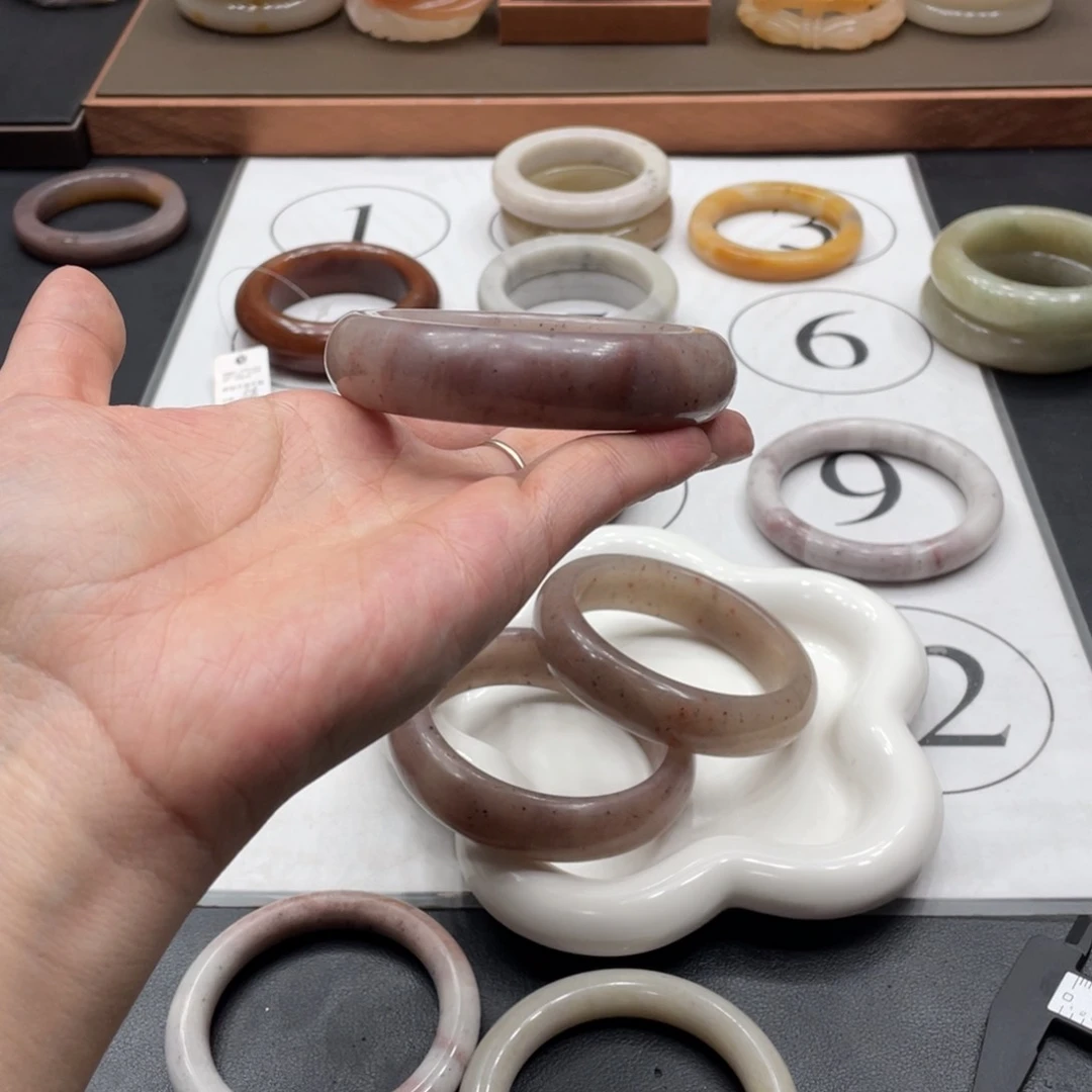 查罗石手镯未镶嵌牛***主