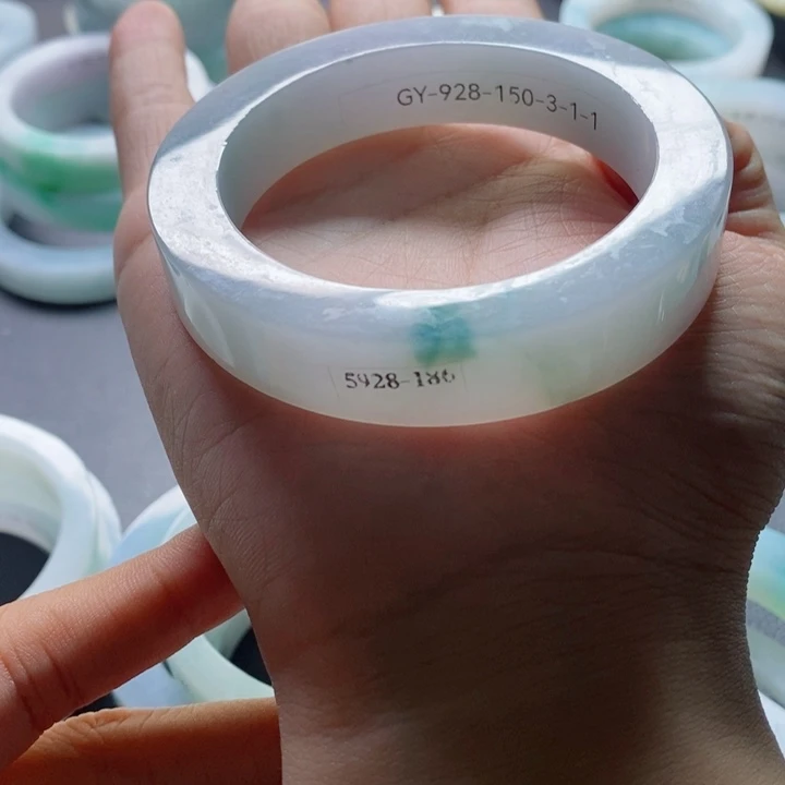 广***兴定制翡翠未镶嵌缅甸翡翠手镯