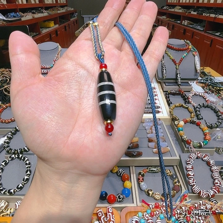 未镶嵌玛瑙/玉髓珠宝奇石