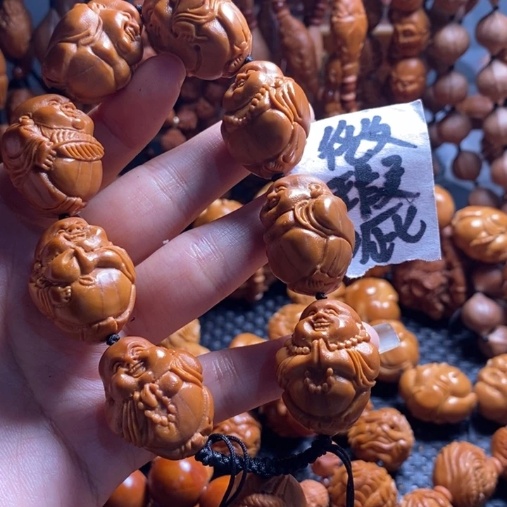 吊坠橄榄核嘻*微上色