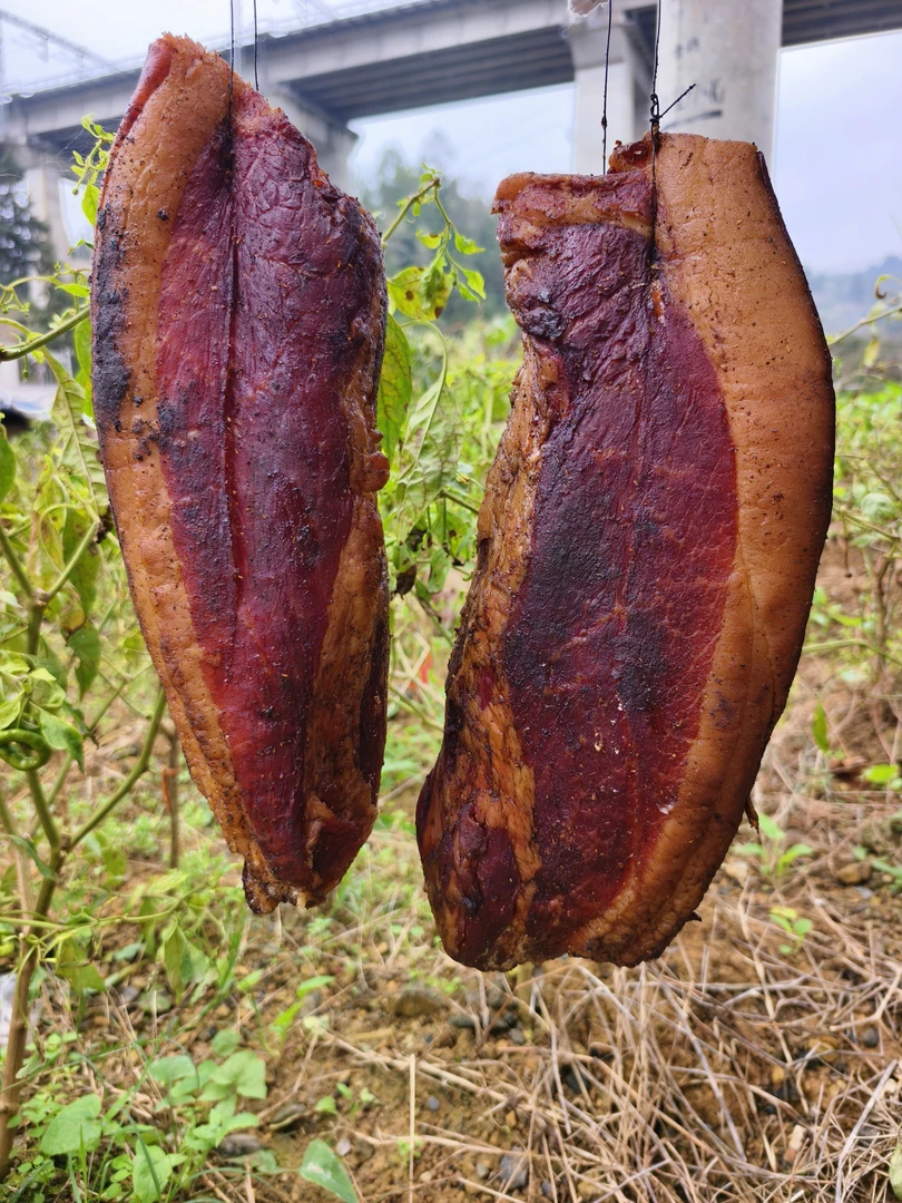 贵州特产农家烟熏本地大肥猪极品腿肉腊肉