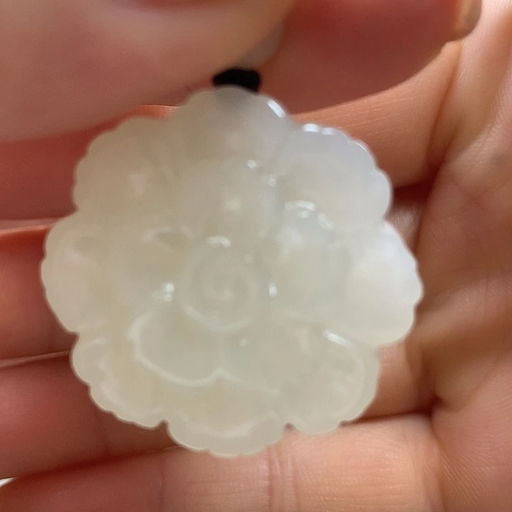 家***@和田玉未镶嵌颈饰