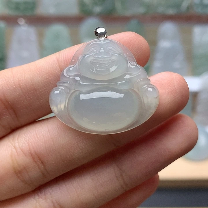 翡翠未镶嵌颈饰佛公