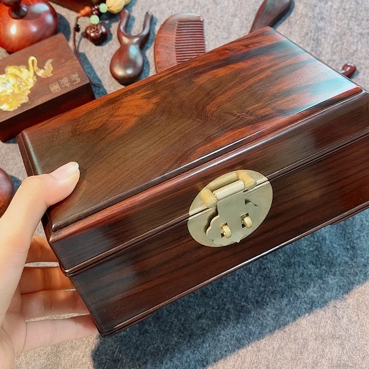 交趾黄檀（大红酸枝）首饰盒