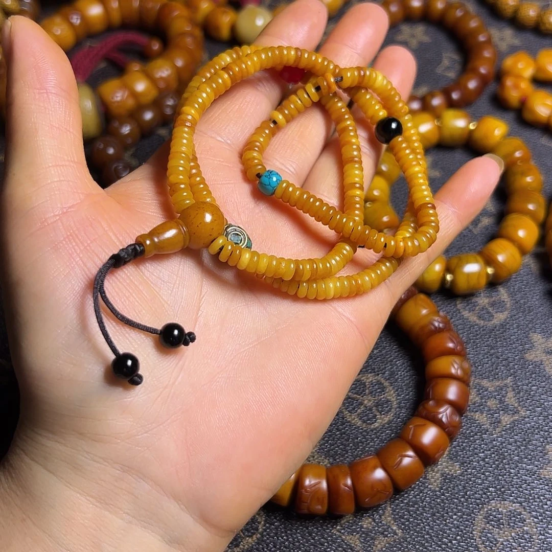 香榧木藏区手串牛骨