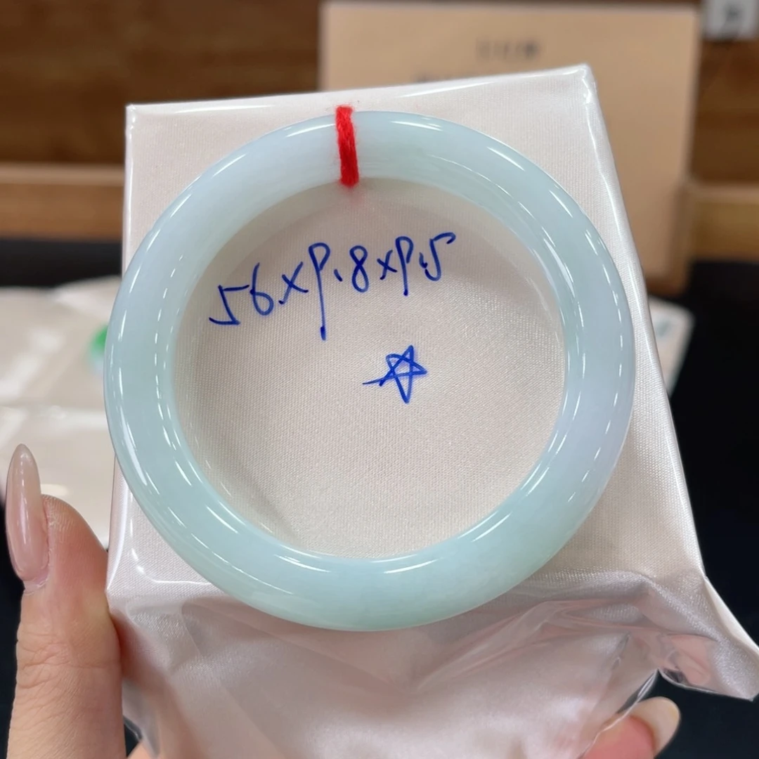 未镶嵌手镯翡翠翡翠