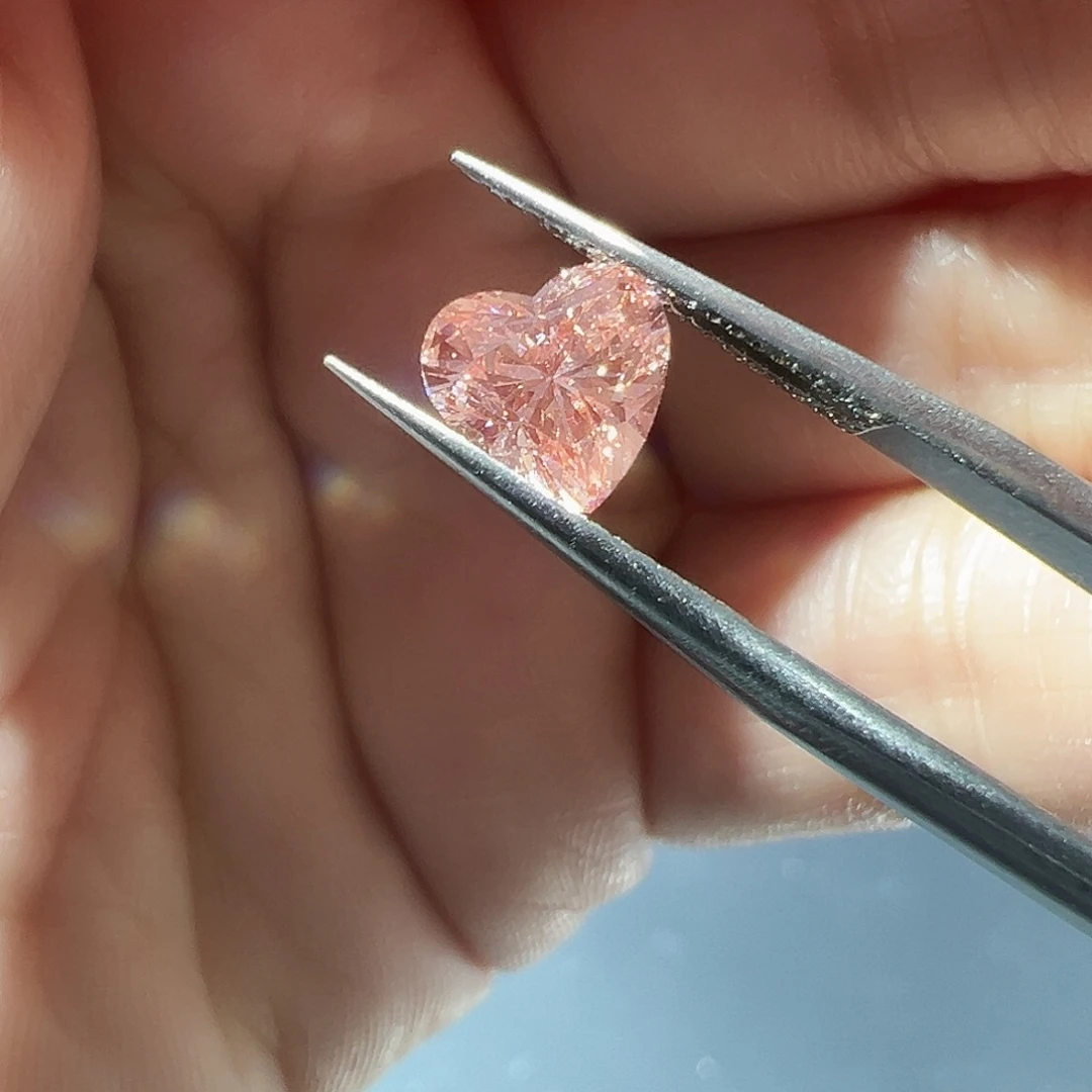 合成钻石裸石1.18ct心形粉钻培育钻