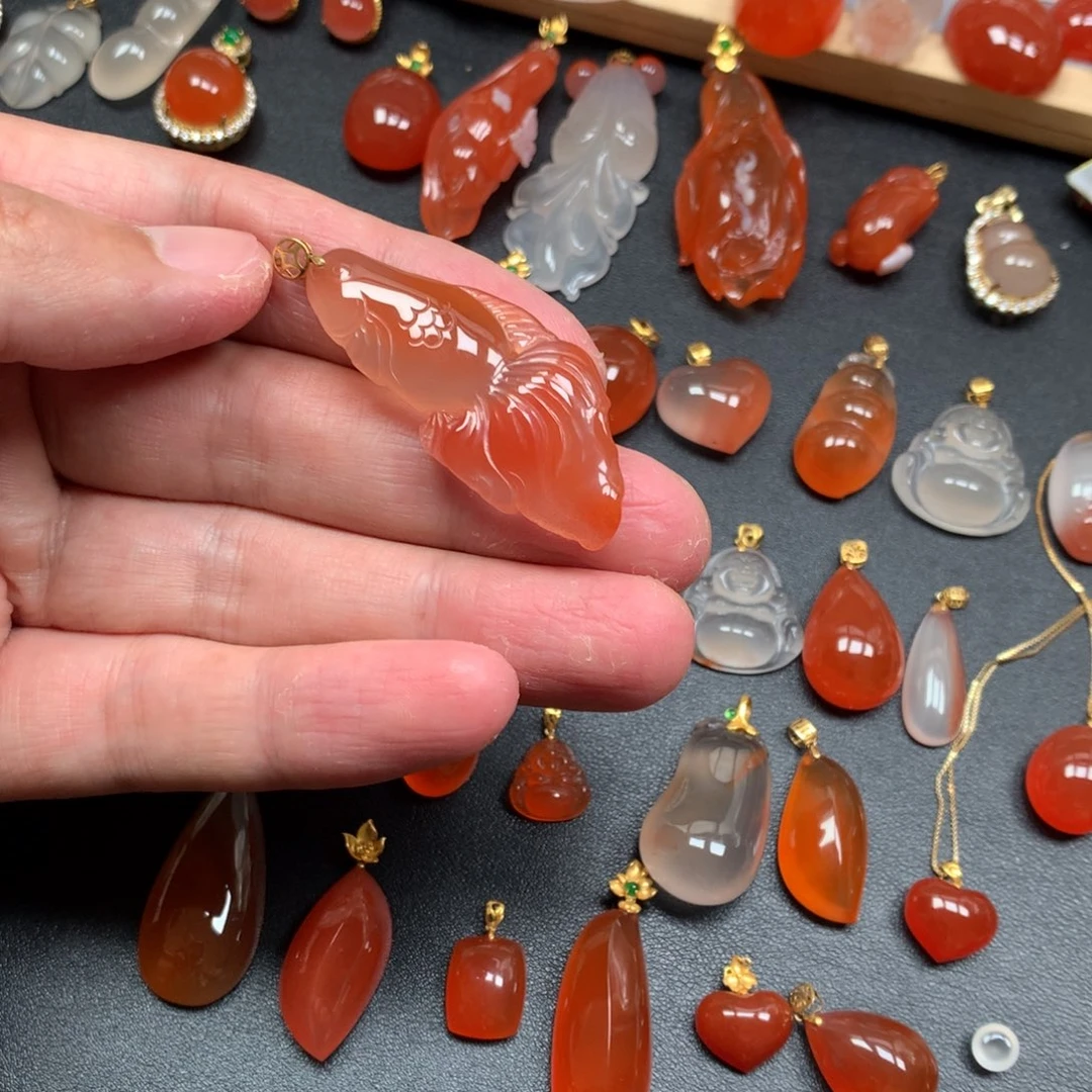 南红玛瑙未镶嵌项链