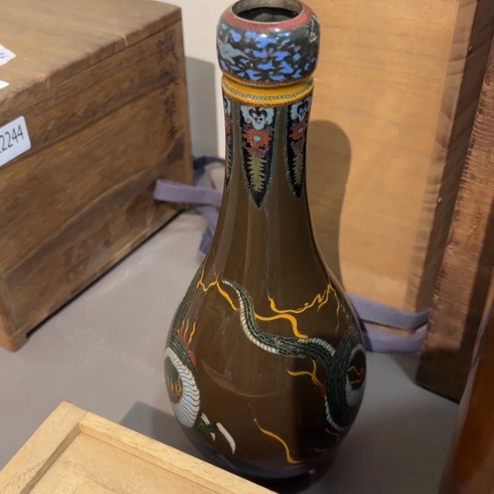 紫砂茶杯万*斋非常美丽漂亮的物品