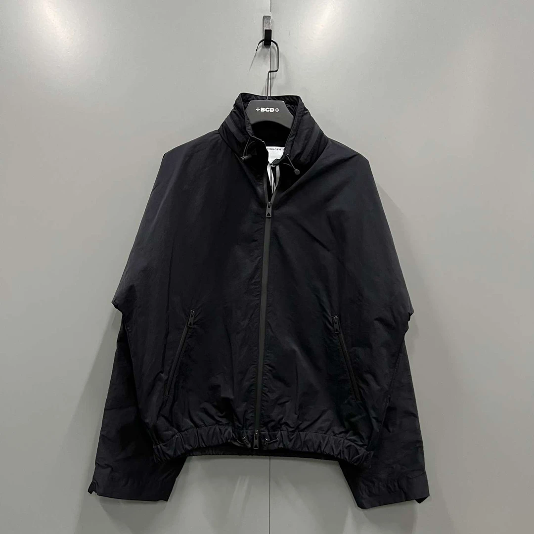 99新 BOTTEGA VENETA/葆蝶家 q217 黑色拉链立领夹克 M码/bc01119