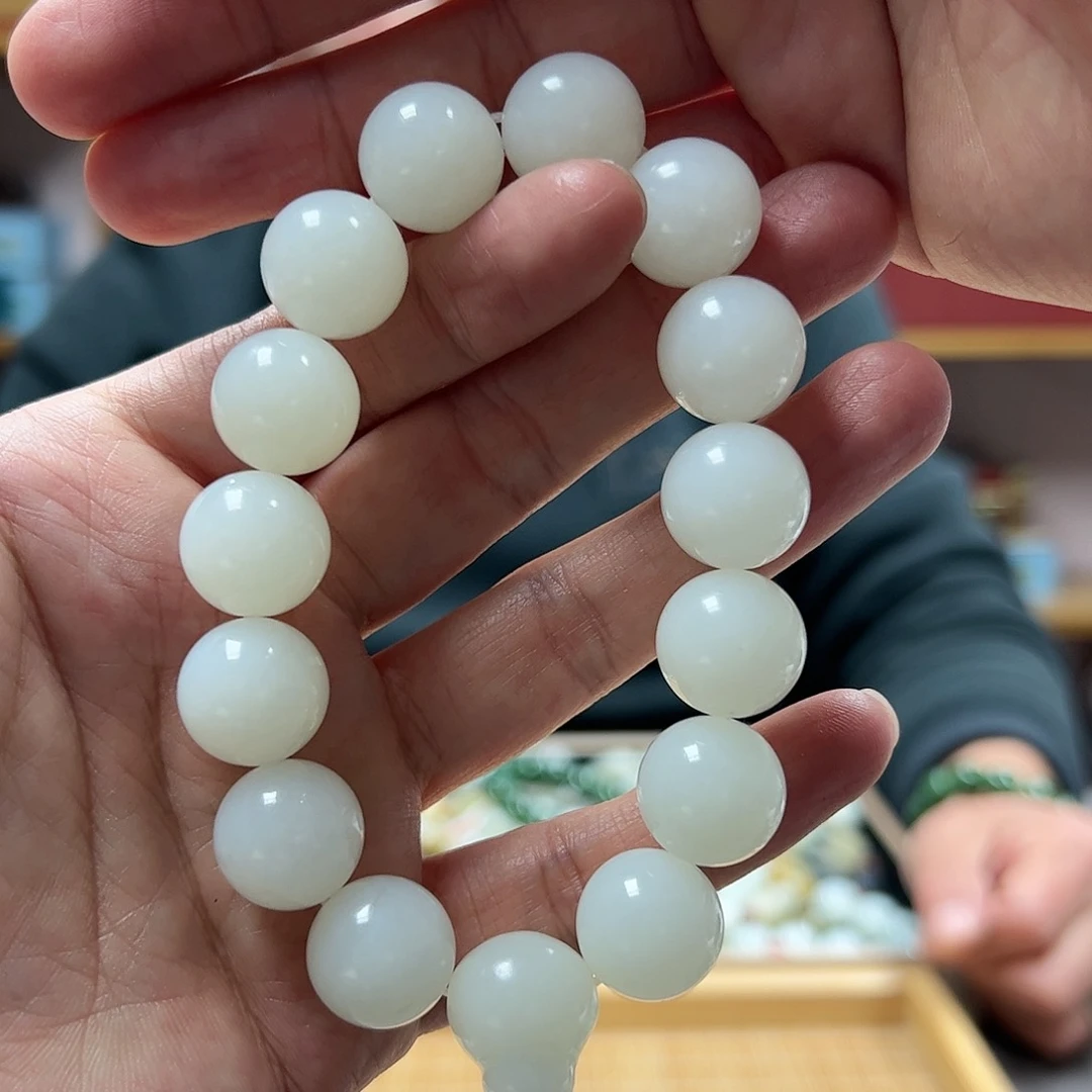 【闪购商品】和田玉手串未镶嵌俄巴沙卡15
