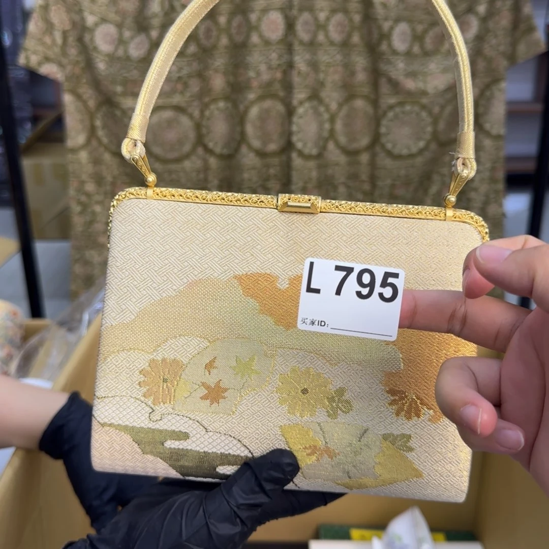 毛绒小***哟呃呃呃呃呃呃呃呃