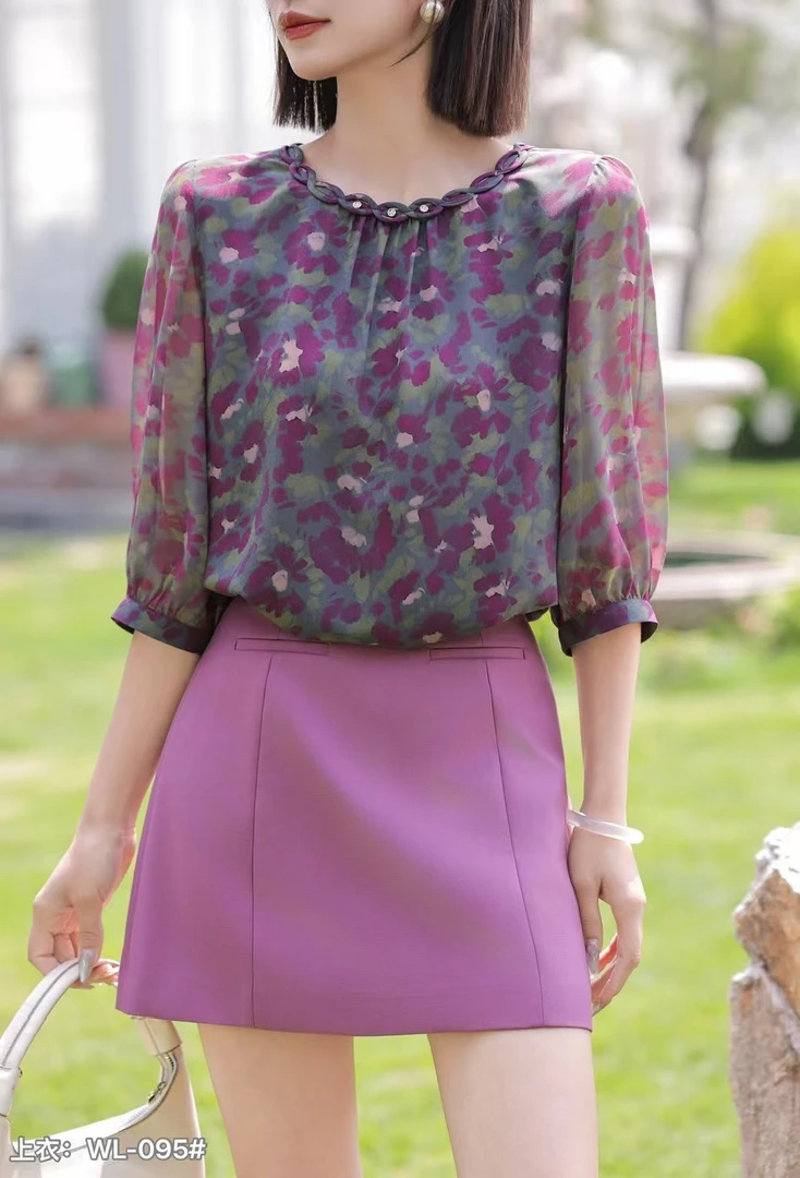 夏季洋气防晒常规碎花圆领时尚五分袖衬衫减龄小衫宽松印花