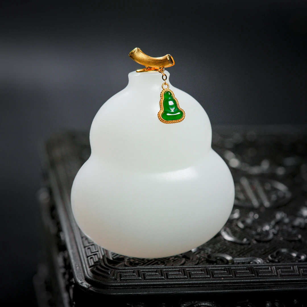 【诗蓉】福禄双全·传世和田玉顶俄料18K金葫芦AD2463约51*45*13