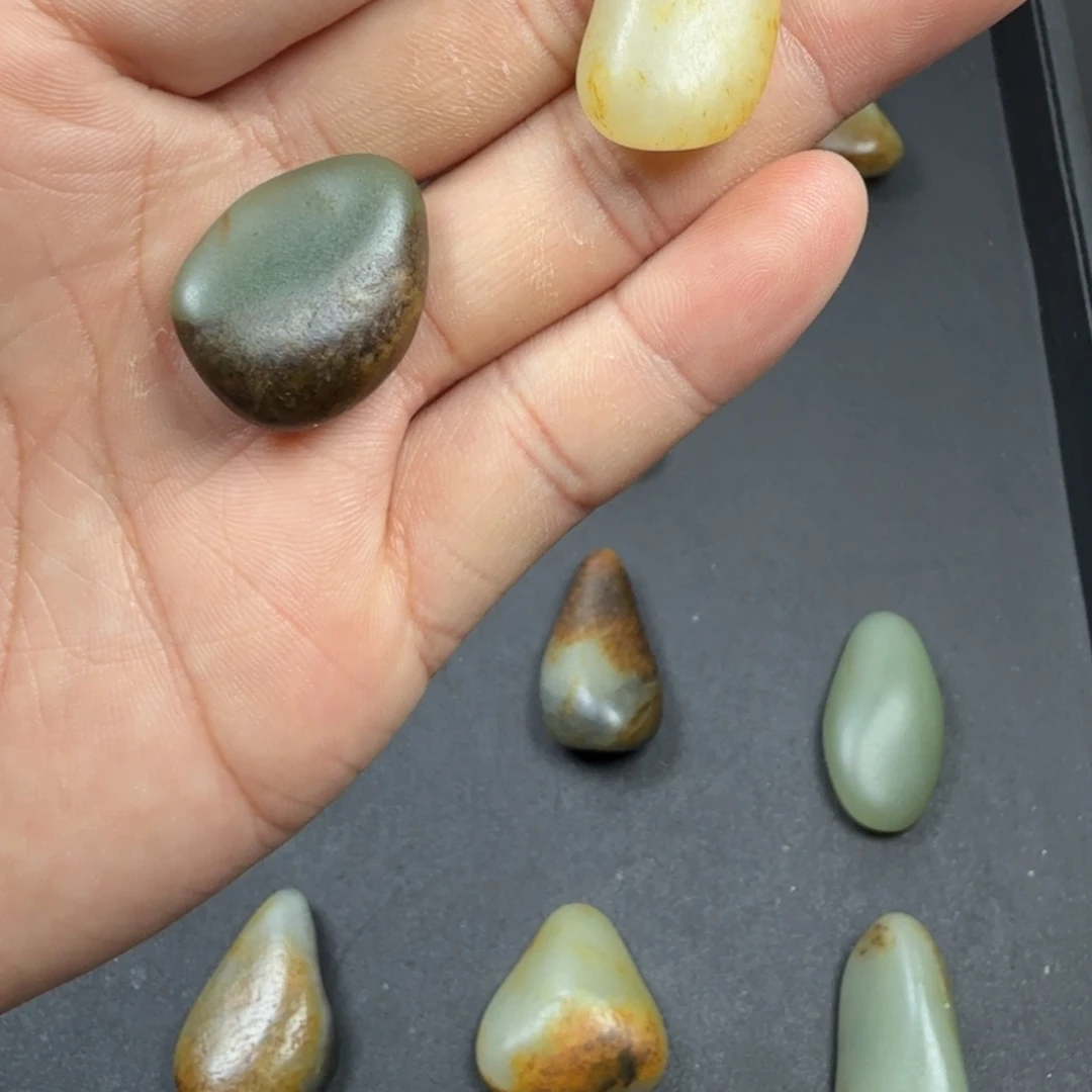 @***伟和田玉（糖玉）未镶嵌颈饰