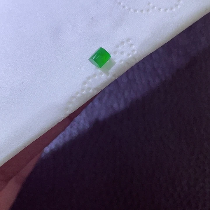 未镶嵌定制翡翠翡翠