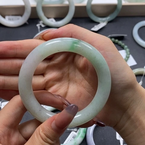 未镶嵌手镯翡翠天然缅甸翡翠