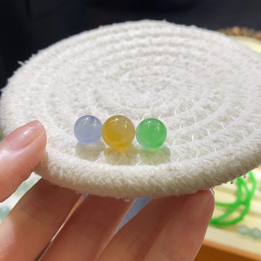 翡翠挂件未镶嵌卡9加
