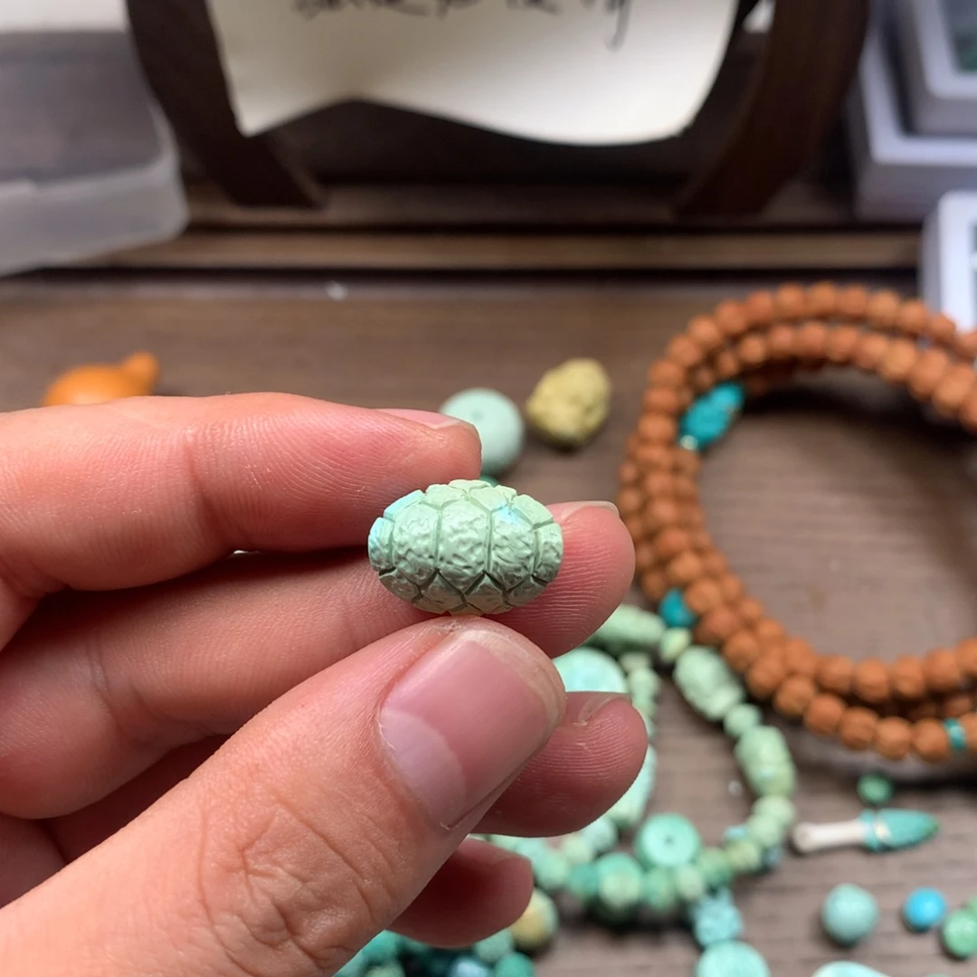 绿松石未镶嵌雕刻