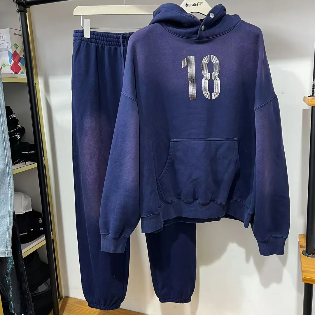 EH 潮牌情侣款数字烫钻休闲运动套装 28134