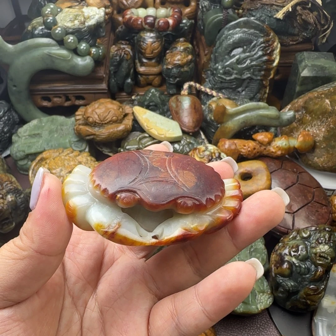 透闪石质玉未镶嵌珠宝奇石