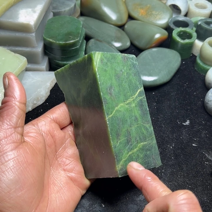 和田玉（糖玉）未镶嵌珠宝半成品