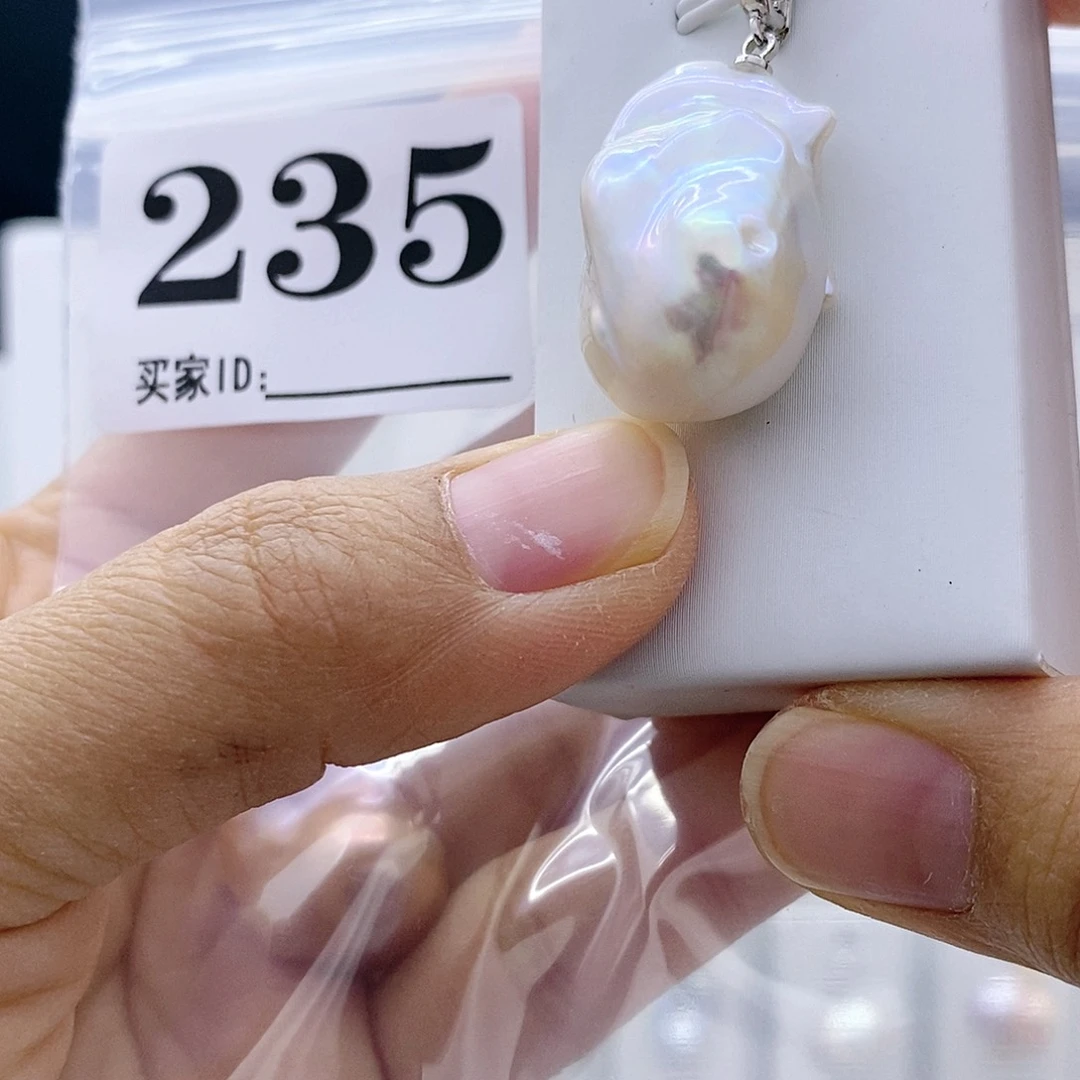 钛钢颈饰淡水珍珠