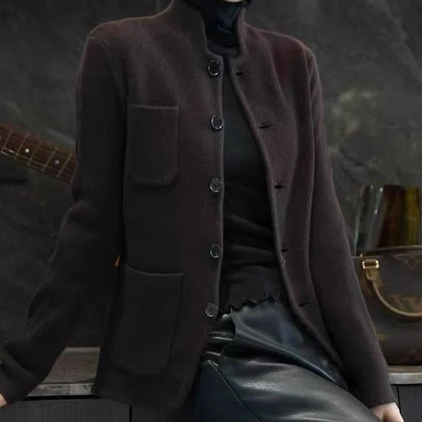 欧货高端时尚2025秋装高级感减龄长袖针织外套流行设计感上衣