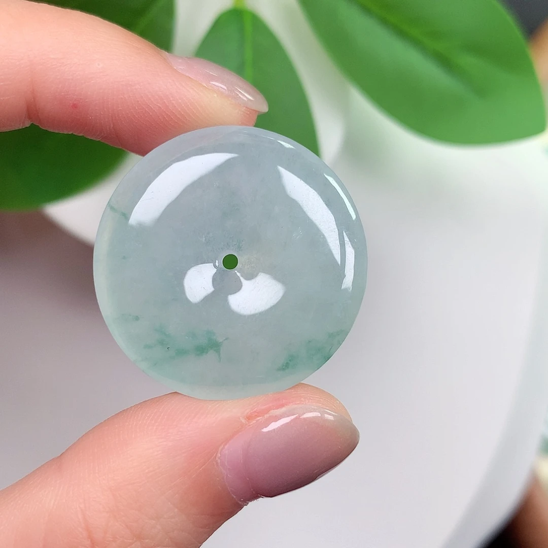 颈饰未镶嵌翡翠68/27.8-4.4mm