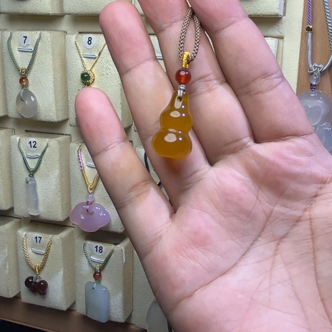 玛瑙/玉髓未镶嵌颈饰