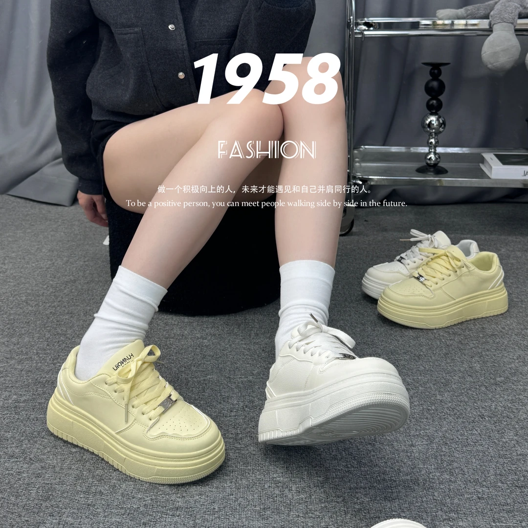 环球新款小白鞋2025秋季新款厚底板鞋女5cm小个子增高圆头显腿长