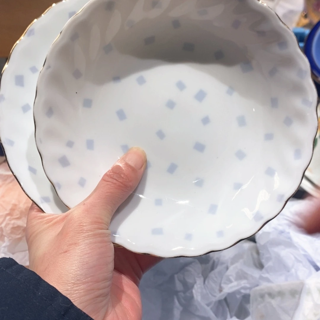 瓷片哈哈刚刚给给哈哈哈