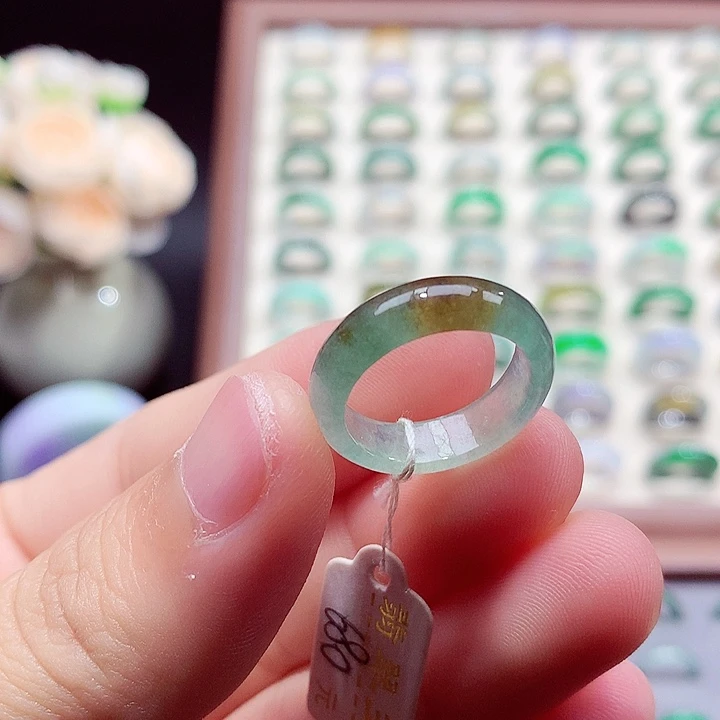 翡翠未镶嵌戒指12号