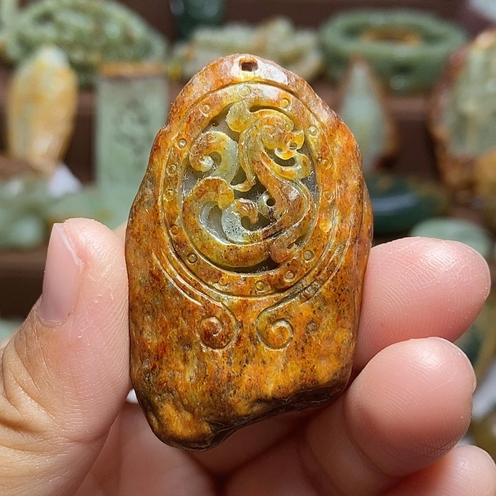 岫岩河磨玉（透闪石质玉）未镶嵌颈饰