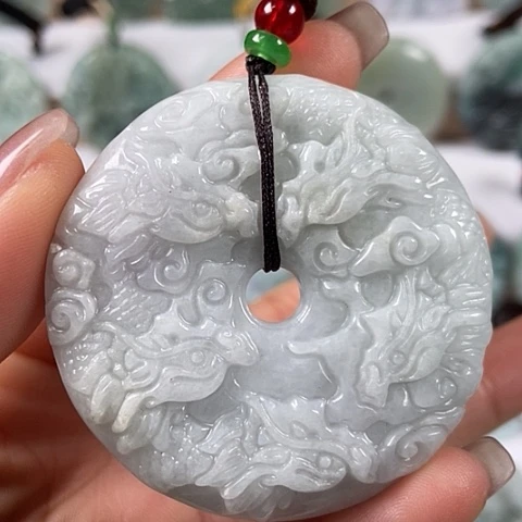 翡翠颈饰未镶嵌九龙扣两面工福利