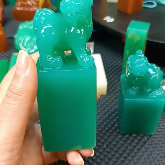 卓***然寿山石印石梅子青