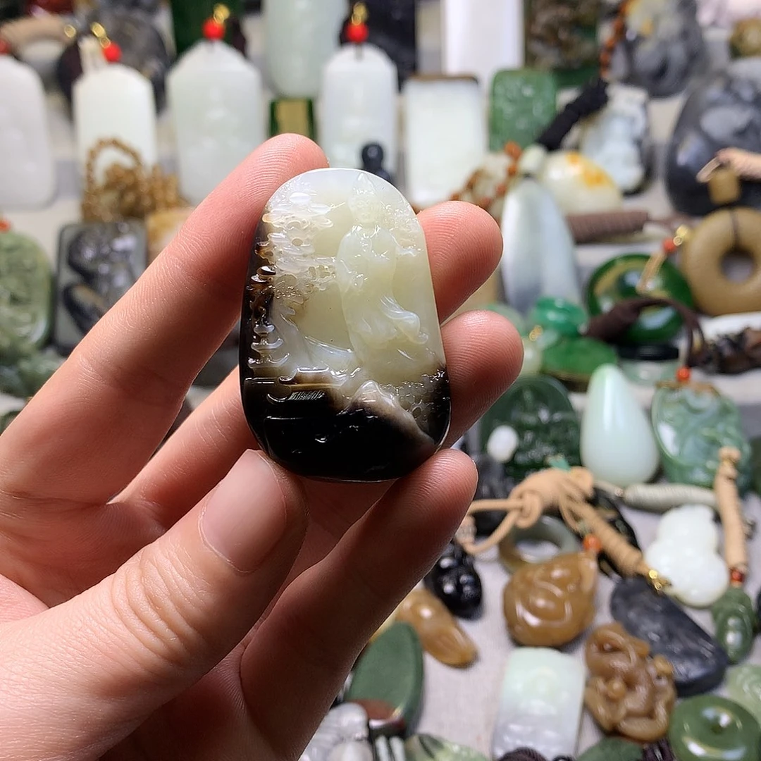 和田玉颈饰未镶嵌