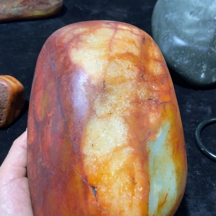 用***6和田玉（糖玉）未镶嵌挂件