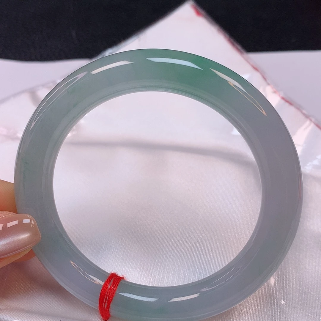 【闪购商品】翡翠手镯未镶嵌58圆条手镯