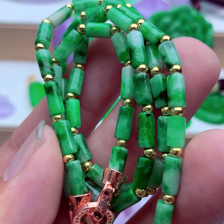 翡翠未镶嵌毛衣链