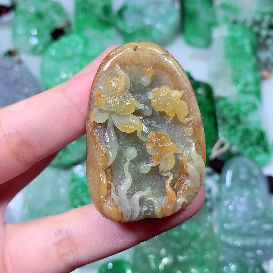 吊坠(不含链)未镶嵌翡翠